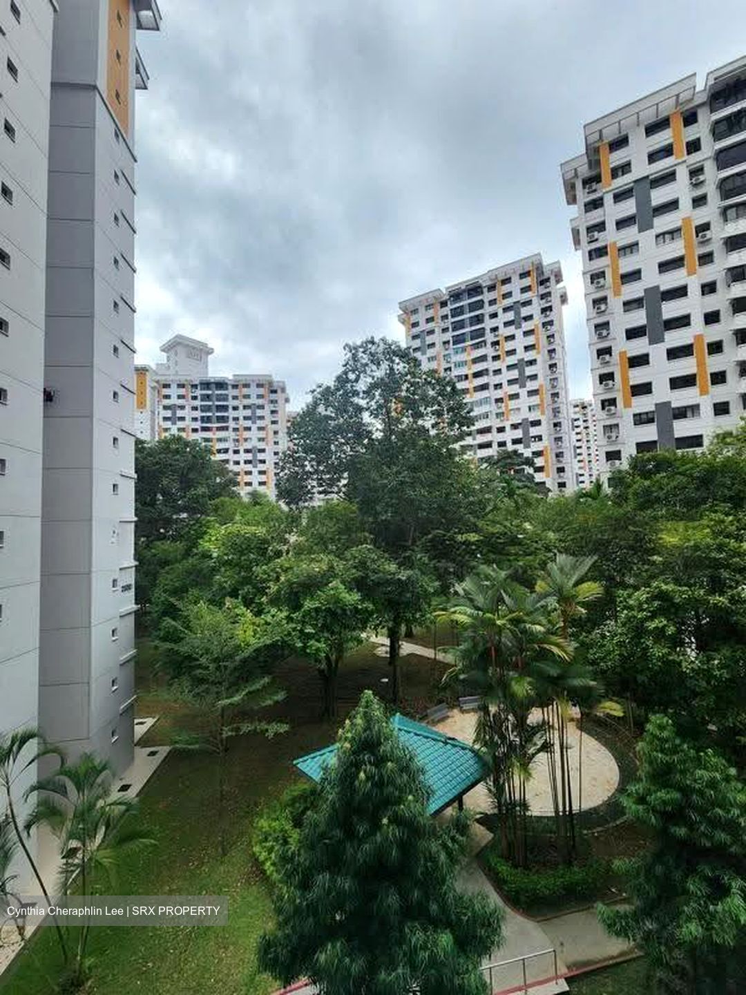 Blk 285A Toh Guan Road (Jurong East), HDB Executive #614639751
